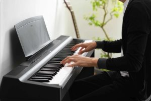 零基础选购电钢琴，6款实测优质机型推荐｜2026入门必看手册